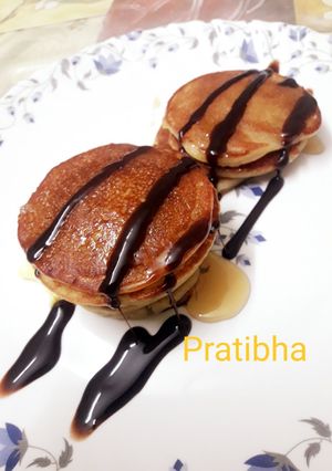 A picture of Banana Pancakes.