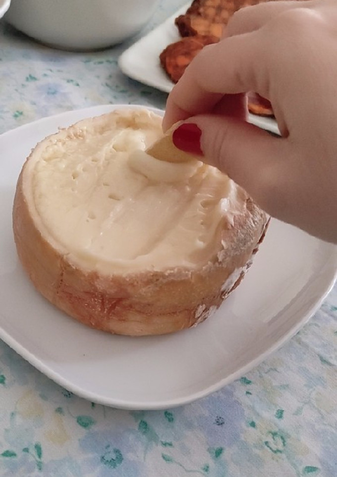 Una foto de Torta del Casar
