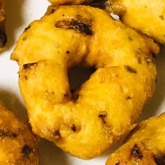 A picture of Medu vadas in my style.