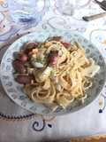 Massa tagliatelle com salsinha baby, ovo e natas