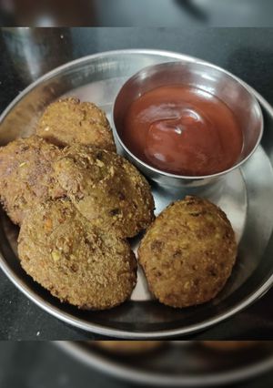 A picture of Vermicelli Cutlets.