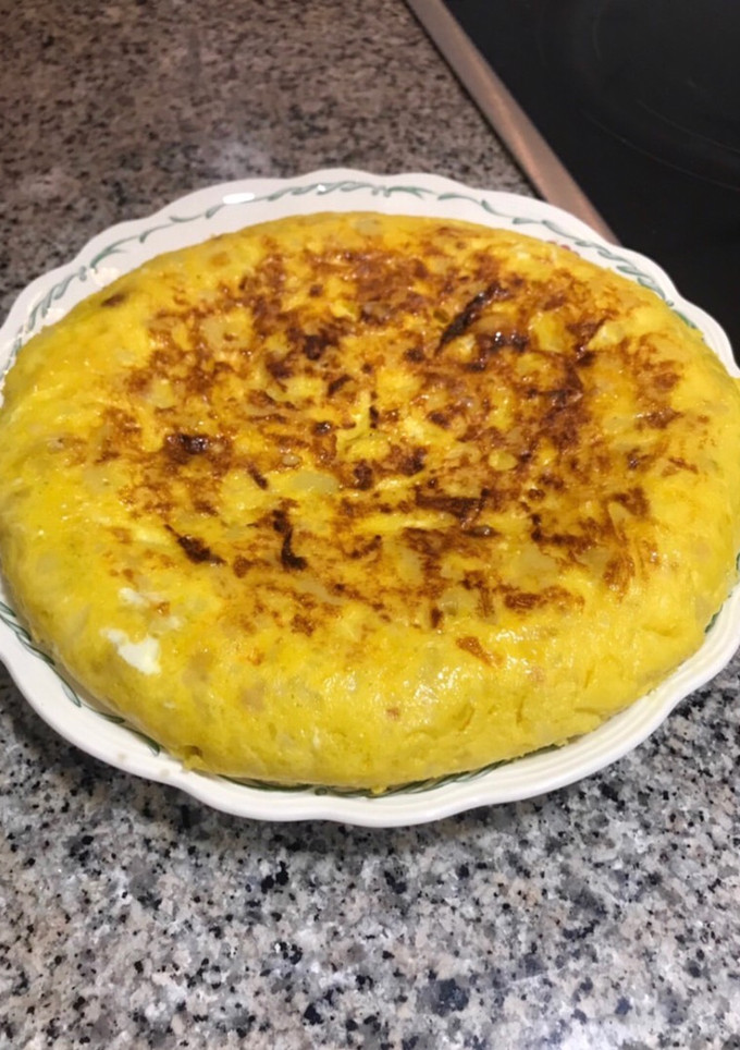 Una foto de Tortilla de patata con cebolla
