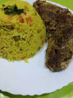 صورة لوصفة أرز بسمتي بالسمك البونيط 🐟🍚