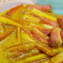 A picture of Gajar ka achar.