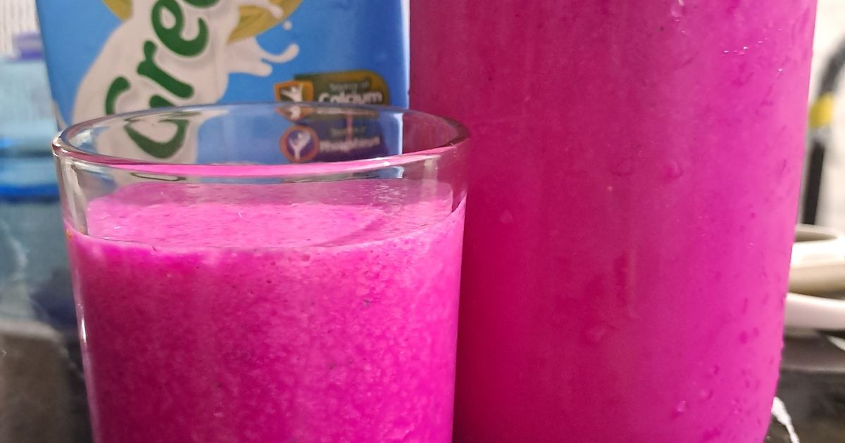 Jus Strona (Buah Naga Stroberi)