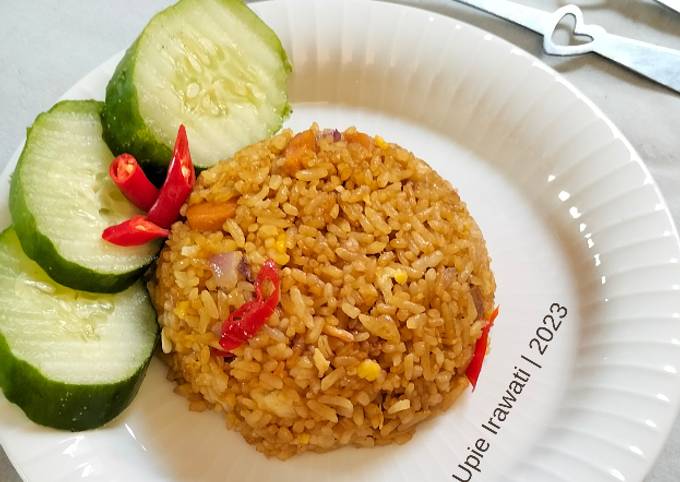 Resep Nasi goreng Chinese food oleh Upie Irawati (d'Bakoel) - Cookpad
