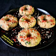 A picture of Brown Rice Flour Gujarati Khichu Donuts.