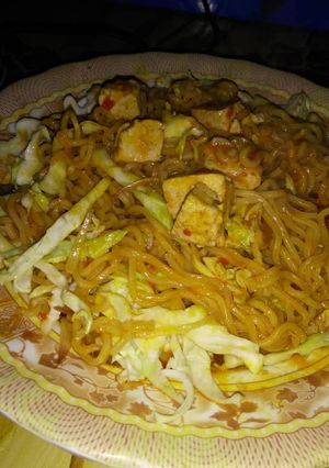 A picture of Indomie with awara.