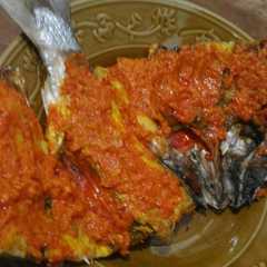A picture of Ikan bandeng/bolu bakar lombok/sambel tumis.