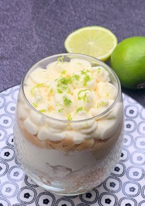 Une photo de Tiramisu au citron vert