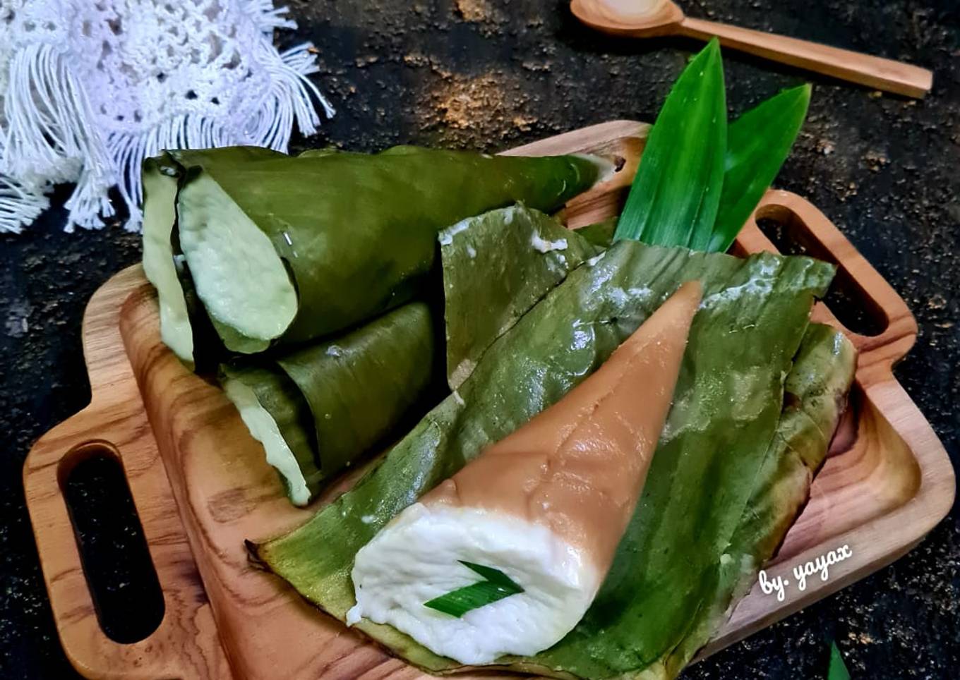 Kue Clorot