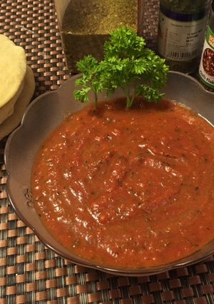 A picture of Pizza/Pasta Sauce.