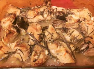 Foto de Frango light no forno com limão e alecrim
