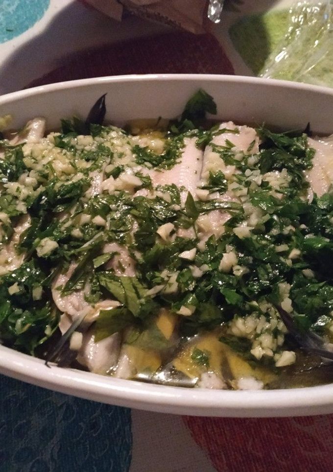 Una foto de Boquerones en vinagre con ajo y perejil