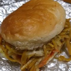 A picture of Chowmin Burger.