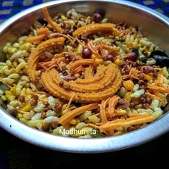 Masala Murmura (Puffed rice) A picture of Masala Murmura (Puffed rice).
