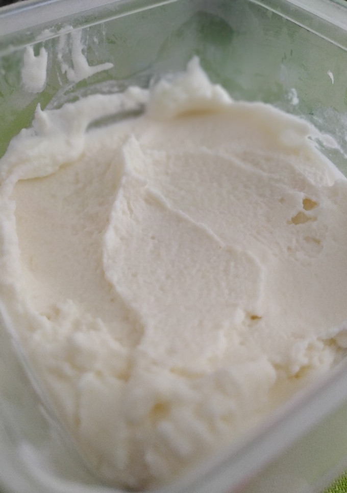 Una foto de Helado de Limón en Heladera