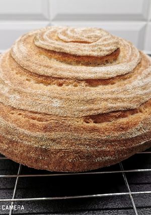 Kövön sült sörös komló-kovászos kenyér recept fotója