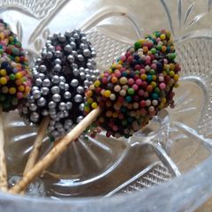 A picture of Date Pops.
