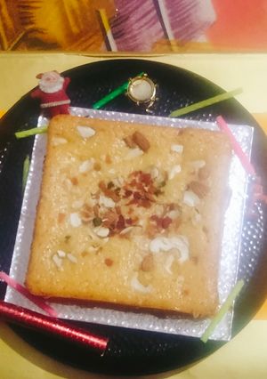 A picture of Christmas special Dry fruits 😋 milkmaid spongy cake 🎂🎂.