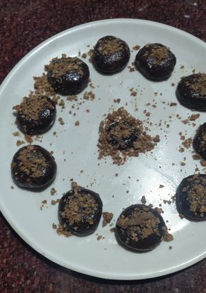 A picture of Oreo munch peda.