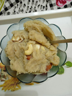 A picture of Banana halwa.