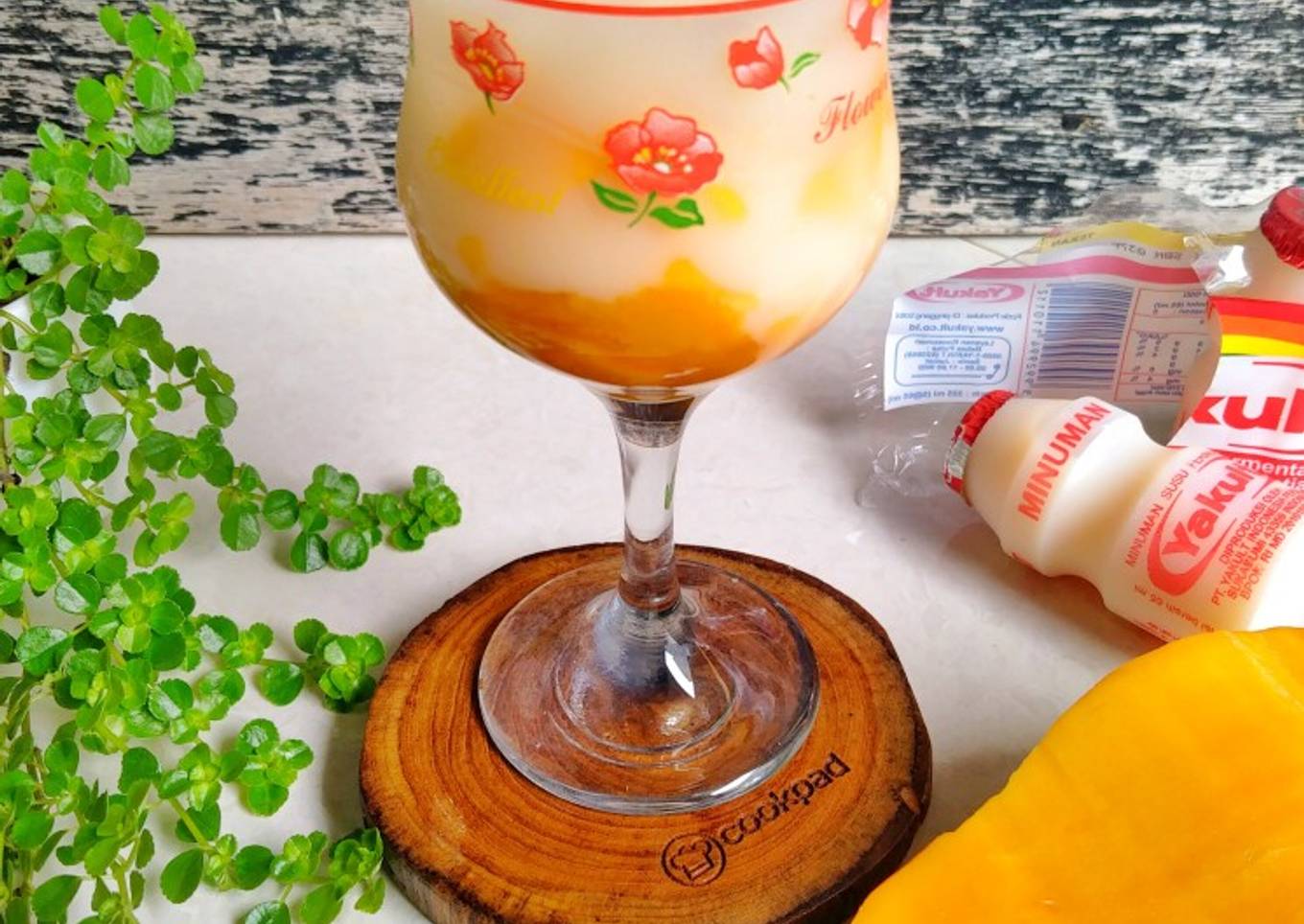 Es Mangga Yakult