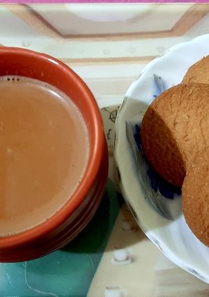 দুধ চা (Dudh cha recipe in Bengali) রেসিপির প্রধান ছবি
