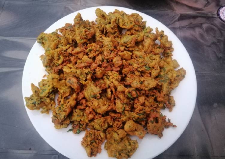Step-by-Step Guide to Prepare Speedy Paalak Ki Pakodi