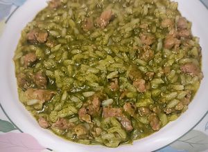 Foto di Risotto non risotto con crema di friarielli e salsiccia