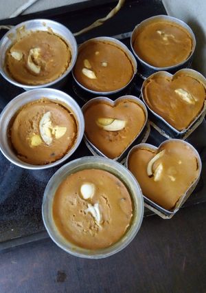 A picture of Moi moi boiled with shaped cake pan.