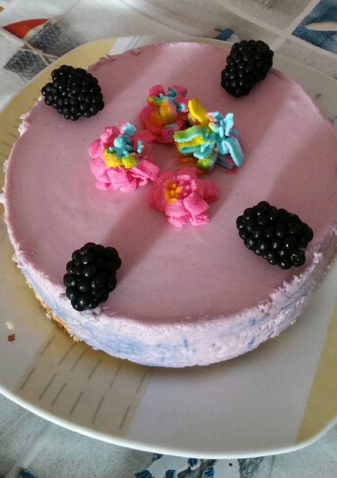Una foto de Mousse de moras y queso