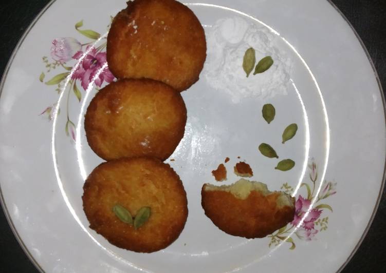 Easiest Way to Prepare Delicious Meethi tikiya