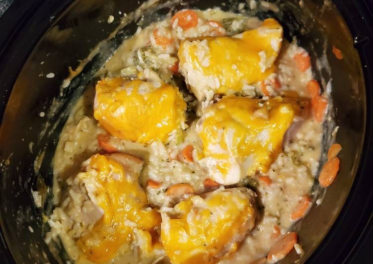 Sunday Fresh Slow Cooker Chicken, Broccoli, and Rice