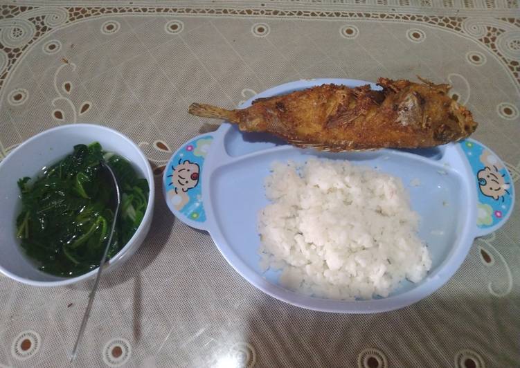 Resep Baru Ikan Kerapu Goreng + Sayur Bayam Bening (MPASI) Sedap