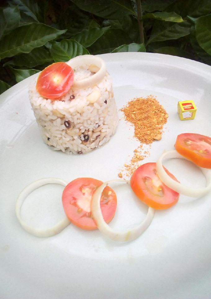 A picture of Rice and beans (garau garau).