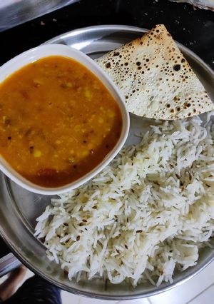 દાળ ફ્રાય અને રાઈસ (Dal Fry Rice Recipe In Gujarati) રેસીપી મુખ્ય ફોટો
