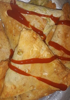 عکسی از دستور سمبوسه در اون توستر
