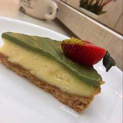 تشيز كيك الفستق مخبوز بالفرن 😋😋-レシピのメイン写真
