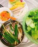 Cá nục hấp hành cuốn bánh tráng