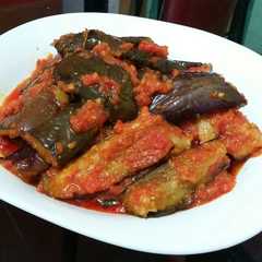 A picture of Balado terong super pedas ala mama valen.