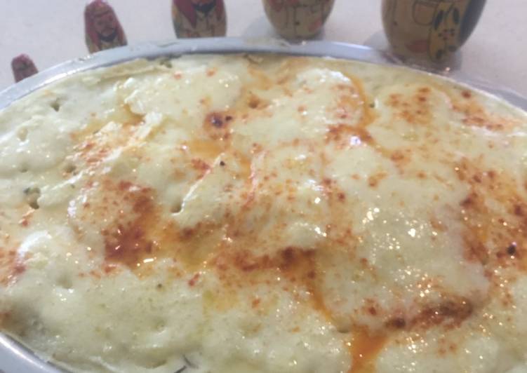 Pastel de Brócoli y Papas con Queso Gratinado