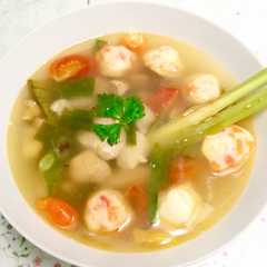 A picture of Soup Tuna Jamur, Sehat bergizi. (Tanpa MSG).