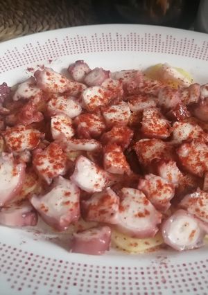 Una foto de Pulpo a la gallega