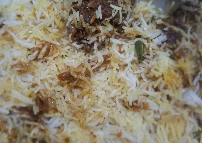 Spicy chicken biryani for ramdan special