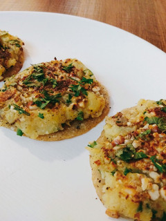 A picture of Fasting Potato Pancakes | Vrat Pancakes.