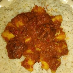 White rice and potato stew A picture of White rice and potato stew.