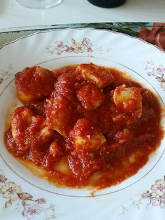 Una foto de Pechuga de pollo con «pisto» de mi madre