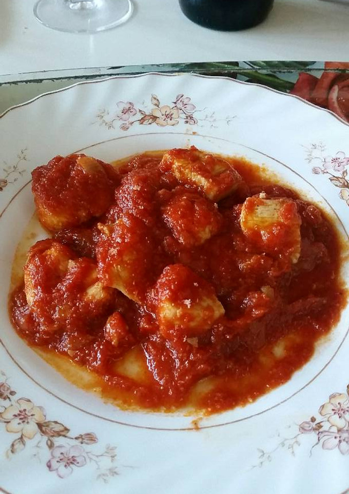 Una foto de Pechuga de pollo con «pisto» de mi madre