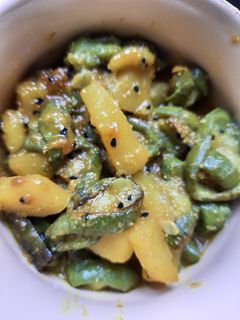 ঝিঙে আলু পোস্ত (jhinge aloo posto recipe in Bengali) রেসিপির প্রধান ছবি